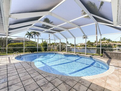 Sunset Reach ...Waterfront Family Pool Home - Gulf Access -  Sunset Views -