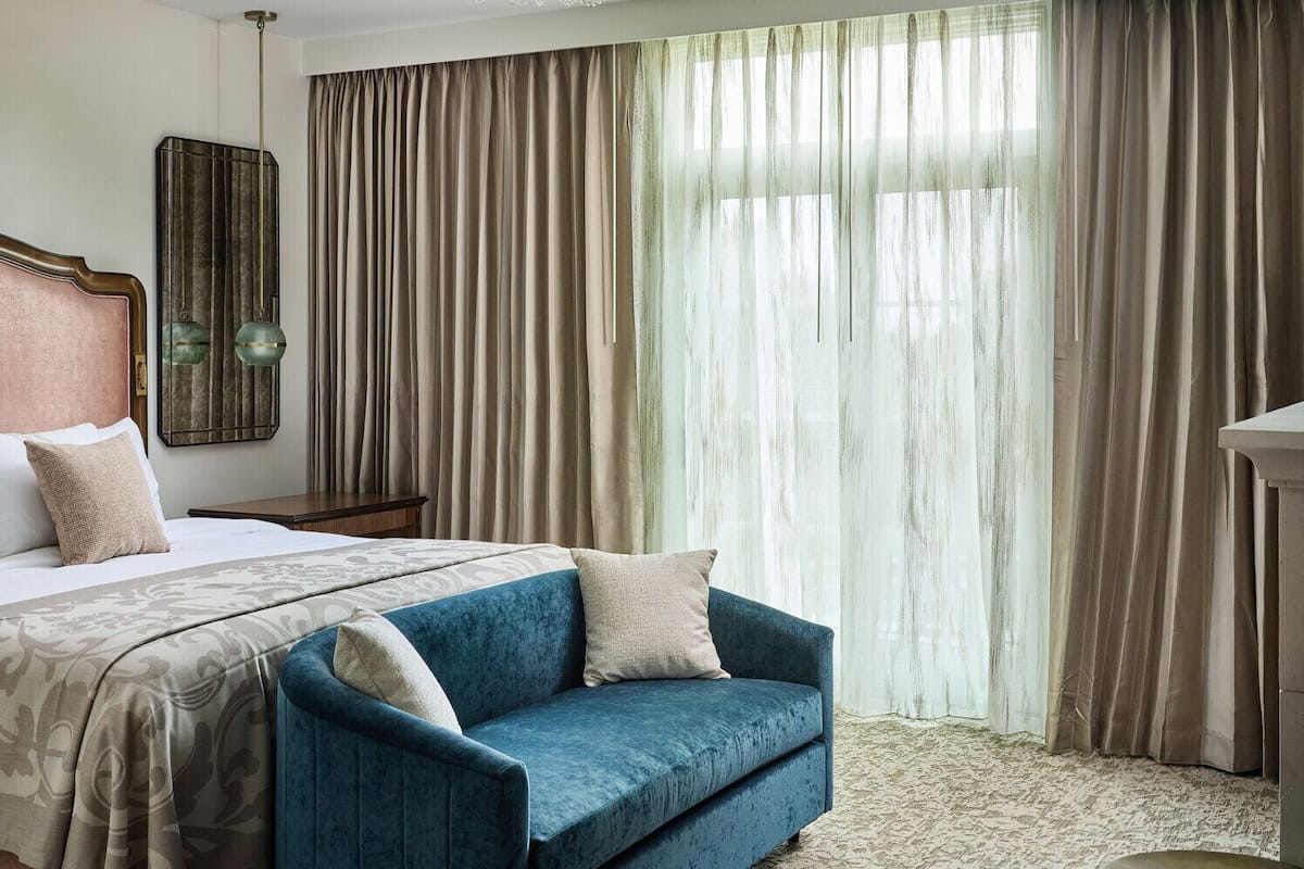 Frette Italian sheets, premium bedding, memory foam beds, in-room safe