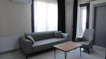 Deluxe Suite, Balcony, Sea View