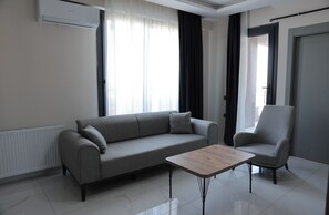 Deluxe Suite, Balcony, Sea View - IMPERIUM RESORT HOTEL (Mersin)