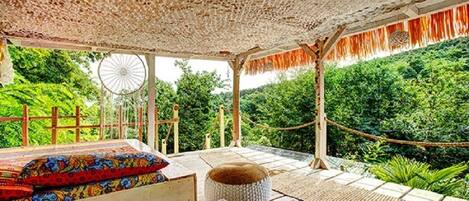 Enceinte de lâhĂ©bergement