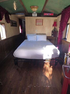 Phòng dành cho gia đình, quang cảnh núi | Truy cập Internet không dây mi ễn phí, bộ trải giường 