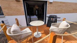 Terrace/patio - Berth 1 - Modern studio apartment just 5 minutes from the beach (Timmendorfer Strand)