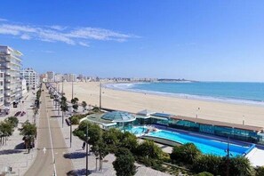 Beach - ZEcamping 5 étoiles animé espace aquatique locatif TV BBQ 27m2 (Le Château-d'Olonne)