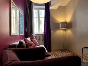 TV - Prague Center 3BR Gem near Old Town (Prague 1)