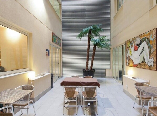 Luokittelematon kuva, 1 kautta 11, painike