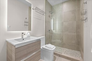Hair dryer - Modern Studio with Balcony in Brickell (Miami)