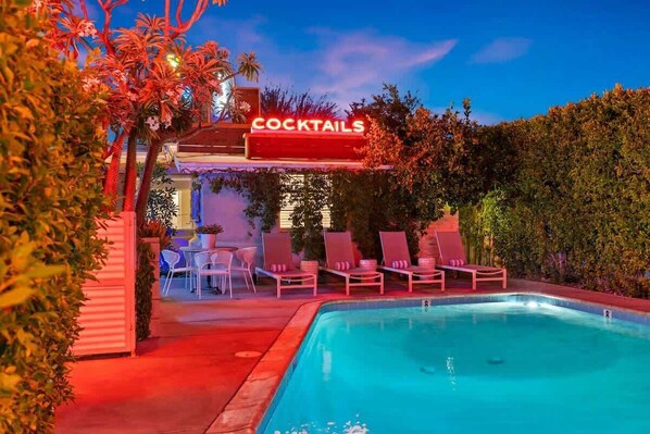 Immagine non classificata, 1 di 200, pulsante