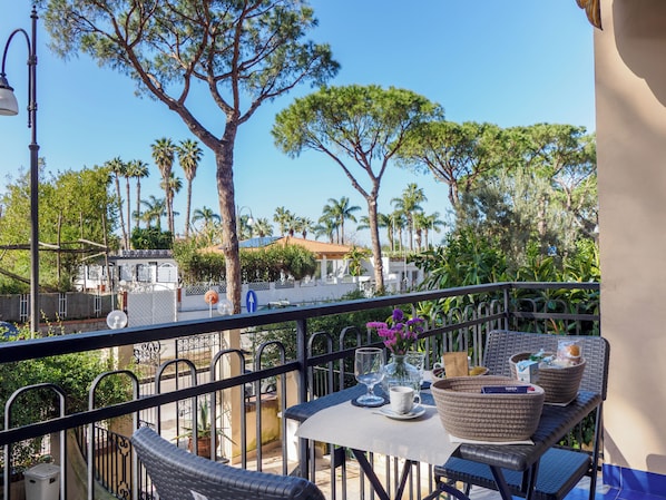 Design Apartment, Balcony, City View | Balcony - La Perla Rara (Sant'Agnello)