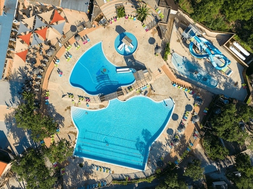 Chalet 5 étoiles - Parc aquatique - eeeccb