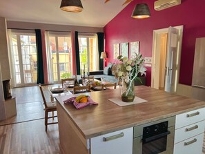 Dining - 3 Bedrooms Lovely Attic With Terrace (Prague 1)