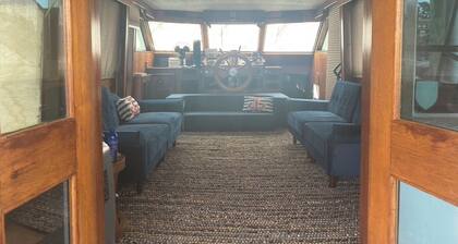 Adorable 3-bedroom Sleeps-6 with AC in sunny Key West