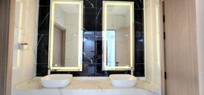 Shower, hair dryer, bidet, soap - Spacious 4-bedroom villa in serene Ajman with AC comfort (CH8X+4C9 - Al Zahya - Ajman)