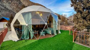 Luxury Suite, River View | Terrace/patio