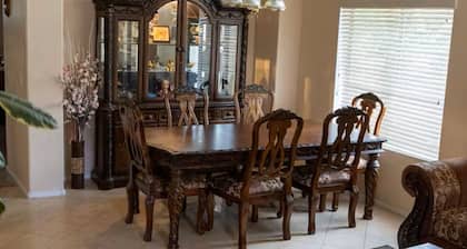 5BR Home w/ Private Theater Room , Perfect for Groups