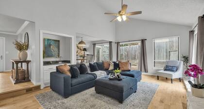 Spacious Hilltop Retreat in Upscale Cul-de-Sac Neighborhood