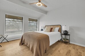 5 chambres, fer et planche à repasser, accès au Wi-Fi (inclus)