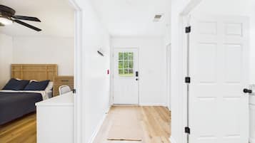 9 Schlafzimmer, WLAN