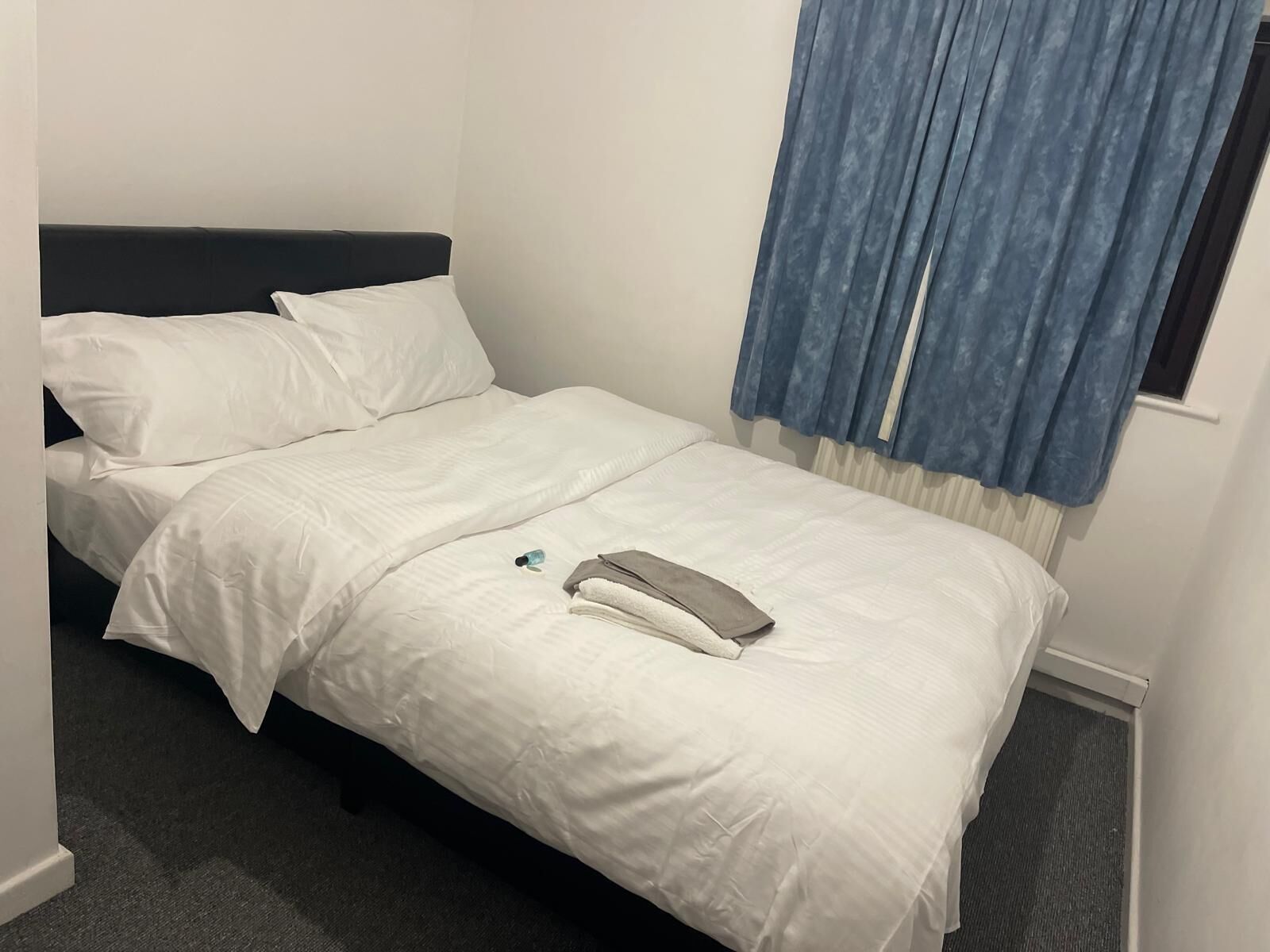 4 bedrooms, WiFi, bed sheets