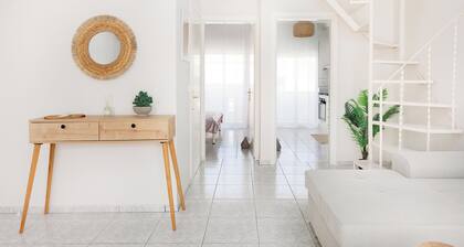 Perla Mare - Cozy house in the Heart of Nea Peramos — 3 Min Walk to the Beach!