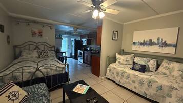 1 bedroom, iron/ironing board, free WiFi, bed sheets