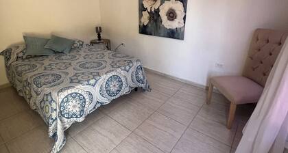 villa cuarto huespedes privada