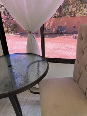 Doppia Comfort, 1 letto matrimoniale, vista giardino | Postazione laptop, Wi-Fi gratuito