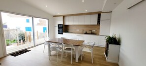 Dining - Maison Agapanthes – 200m from the Beach, Garden (La Tranche-sur-Mer)