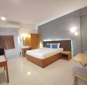 Unclassified image, 2 of 66, button - Smile Court Pattaya (Pattaya)