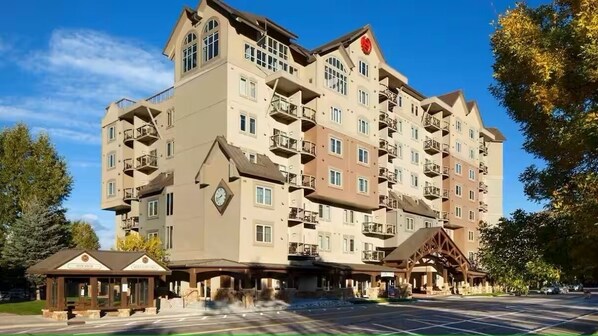 Oklassificerad bild, 1 av 13, knapp