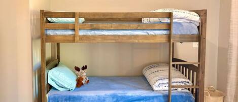 Internet, bed sheets