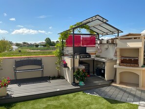 Terrace/patio - Holiday Home “La Villa Des Conches - 701” with Private Terrace, Garden & Wi-Fi (Longeville-sur-Mer)