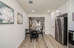 Interior - World Cup 2BR Near NRG + Hobby - Free Parking + Self Check in (Houston)