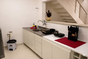 Private kitchen - Apartment just minutes from Copacabana Beach. (Rio de Janeiro)