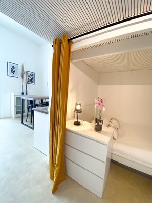 3 camere, ferro/asse da stiro, Wi-Fi