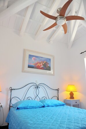 1 bedroom, iron/ironing board, WiFi, bed sheets - VILLA NEFELI (Hydra)