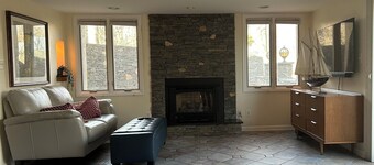 Cozy apartment with office in Delaware Valley perfect for remote work