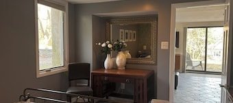 Cozy apartment with office in Delaware Valley perfect for remote work