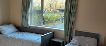 4 Bedroom House Sleeps 8 -pets Welcome -fireplace