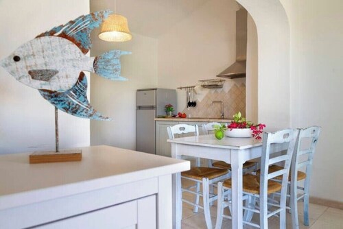 Cannigione | Family Villa with Terrace & BBQ-Near Costa Smeralda-Sleeps 4 - And1