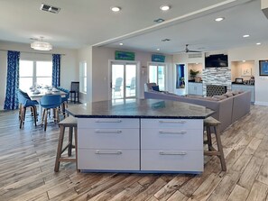 House (5 Bedrooms) | Property amenity