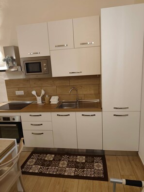 Unclassified image, 3 of 4, button - Stay in the heart of Tropea - the sea is just a 5-minute walk away (Tropea)