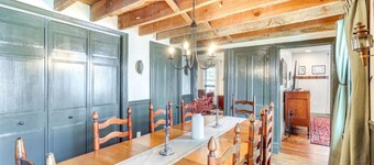 Historic Milton Gem w Deck & Modern Touches!