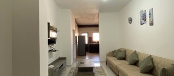 2-bedroom apartment in cool Amman with AC for relaxing stays