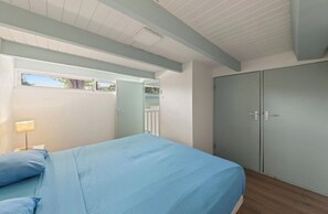 1 bedroom, WiFi, bed sheets - Cozy Apartment in Quiet Resort with Pool – Ideal for Longer Stays (Willemstad)
