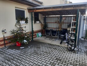 Terrace/patio - Vacation apartment in the countryside near Leipzig (Pegau)