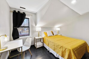 Desk - Randolph Hotel  (Fox Lake)