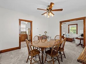 Dining - Fabulous 2-bedroom, 2-bath house with AC in historic Pittsburgh (Pittsburgh)