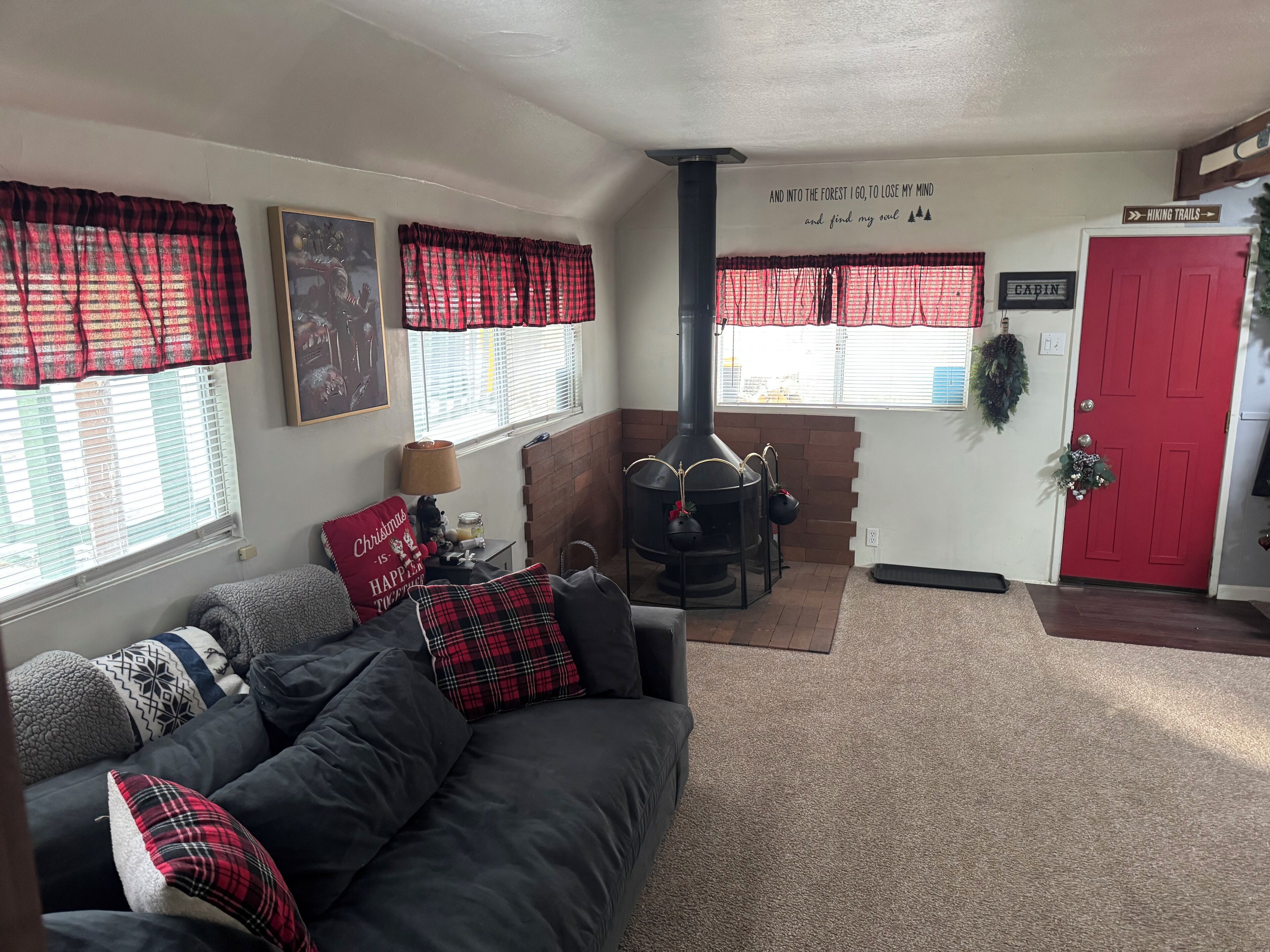 Télévision, cheminée