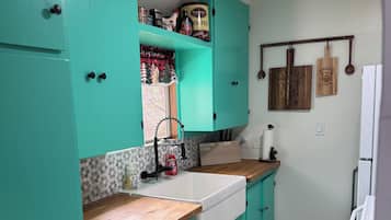 Microwave, oven, stovetop